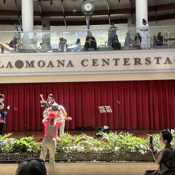 Ala Moana Center - Shopping Centers Near Me - Honolulu, Hawaii