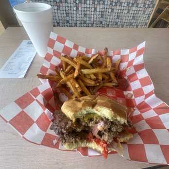 Home Run Burger - Cheese Burger - Burgers Near Me - Louisville, Kentucky Home Run Burger - Cheese Burger - Burgers Near Me - Louisville, Kentucky