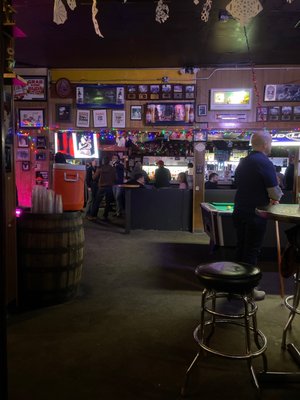 Don's Club Tavern by null