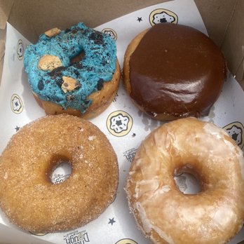 HenDough - Best fried chicken sandwich I've ever had! Doughnuts are delicious too! - Donuts Near Me - Hendersonville, North Carolina HenDough - Best fried chicken sandwich I've ever had! Doughnuts are delicious too! - Donuts Near Me - Hendersonville, North Carolina