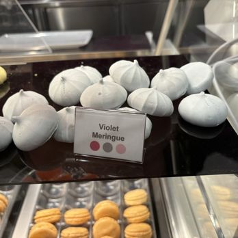 Le Macaron - Desserts Near Me - Sparks, Nevada