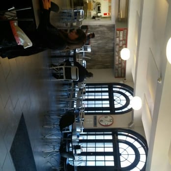 Chicago Getaway Hostel - Nice common area. - Hostels Near Me - Chicago, Illinois