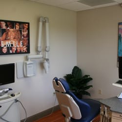 DiMarzio Orthodontics - New Patient room with digital scanner