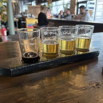 Full Frame Beer - Flight - Brewpubs Near Me - Denver, Colorado