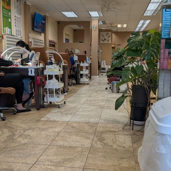 Glamour Nails - Nail Salons Near Me - Hamburg, New York