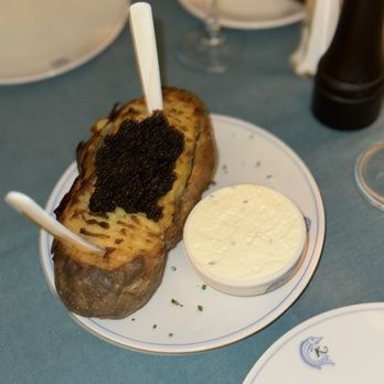 Caviar Kaspia - Baked potato with pearls - Specialty Food Near Me - Paris, 75