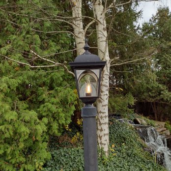 Bellamere Winery & Event Centre - a lamp post with a waterfall in the background - Venues & Event Spaces Near Me - London, Ontario Bellamere Winery & Event Centre - a lamp post with a waterfall in the background - Venues & Event Spaces Near Me - London, Ontario
