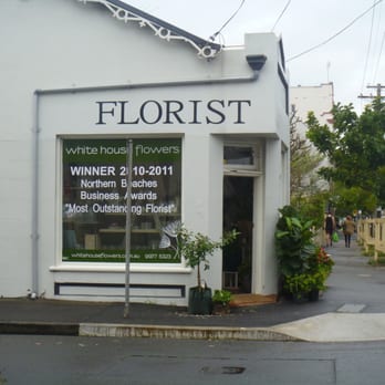 White House Flowers - Florists Near Me - Brookvale, NSW