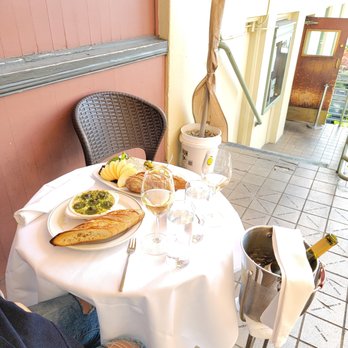 Place Pigalle - French Near Me - Seattle, Washington