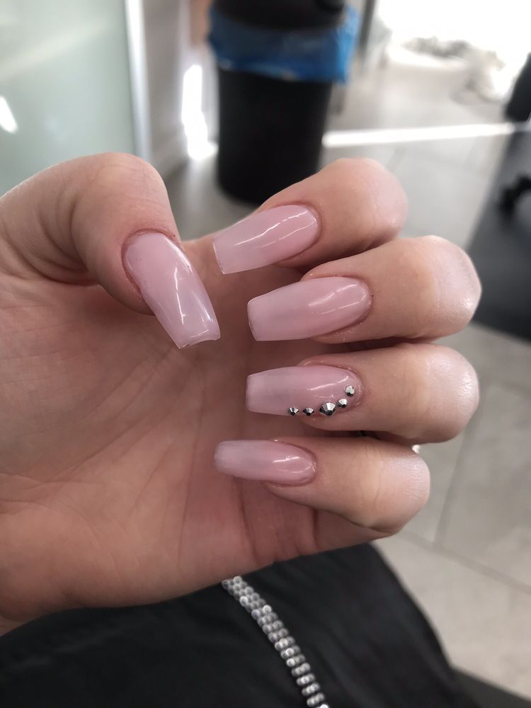 HEAD TO TOE BEAUTY SALON 14 Photos 925 E Williams St, Barstow, CA