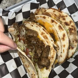 Ace's Soul Food Diner & Lounge - Steak tacos