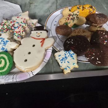 French's  Bakery - Tasteless cookies - Bakeries Near Me - Costa Mesa, California