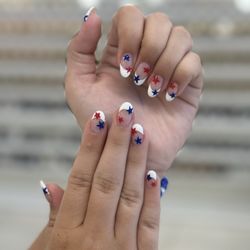 Queen Nail