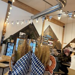 Valdez Brewing - Counter