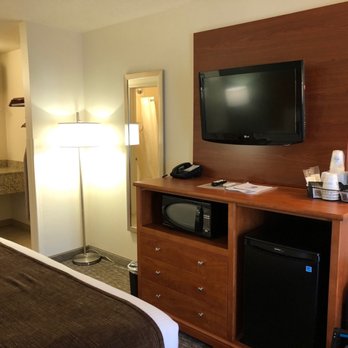 Best Western Buffalo Ridge Inn - Big screen TV with cable service and HBO. - Hotels Near Me - Custer, South Dakota Best Western Buffalo Ridge Inn - Big screen TV with cable service and HBO. - Hotels Near Me - Custer, South Dakota