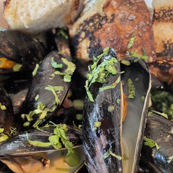 Hearthside - PEI Mussels - New American Near Me - Collingswood, New Jersey Hearthside - PEI Mussels - New American Near Me - Collingswood, New Jersey