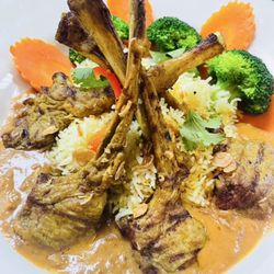 Thai Juan On - Lamb with peanut sauce.