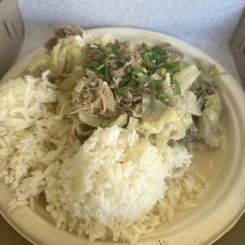 Rainbow Drive-In - Pull KALUA PIG AND CABBAGE PLATE - Hawaiian Near Me - Honolulu, Hawaii Rainbow Drive-In - Pull KALUA PIG AND CABBAGE PLATE - Hawaiian Near Me - Honolulu, Hawaii