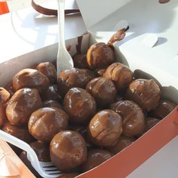Chocolate Hazelnut drizzled Mr.Puffs (30 pieces) ($16)