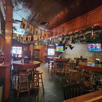 Murphy's Irish Pub - Pubs Near Me - Galveston, Texas