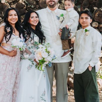 Darwin Cris Studio - Bridal Party/ Family Photo - Videographers Near Me - Cerritos, California Darwin Cris Studio - Bridal Party/ Family Photo - Videographers Near Me - Cerritos, California