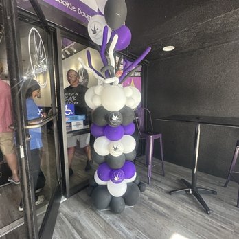 Cinnaholic - Welcome to come inside and taste the tasteful sweeeeets!!! - Bakeries Near Me - Visalia, California Cinnaholic - Welcome to come inside and taste the tasteful sweeeeets!!! - Bakeries Near Me - Visalia, California