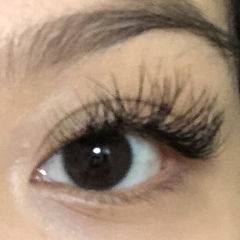 Honey Bee Lash Studio - Day 1: gaps and lashes in crazy directions - Eyelash Service Near Me - Puyallup, Washington