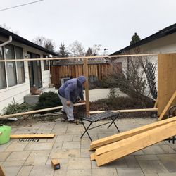Green Valley expertise - wood fence installation