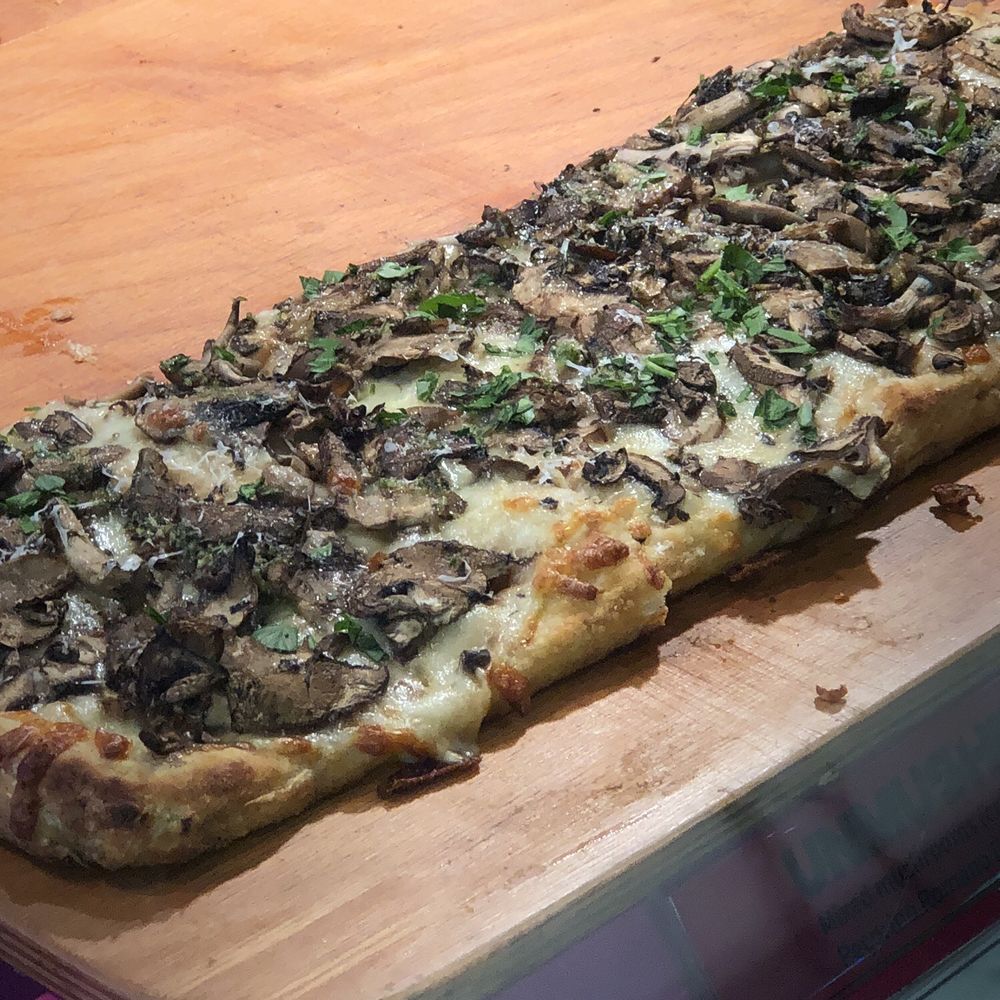 Mushroom Pizza Mushroom Pizza
