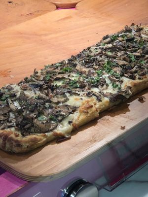 Unregular Pizza by null