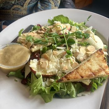 Sulten Belly - Sulten Belly Favorite Salad - American Near Me - Waupaca, Wisconsin Sulten Belly - Sulten Belly Favorite Salad - American Near Me - Waupaca, Wisconsin