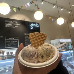 Brambleberry Crisp Ice Cream Pint Salted