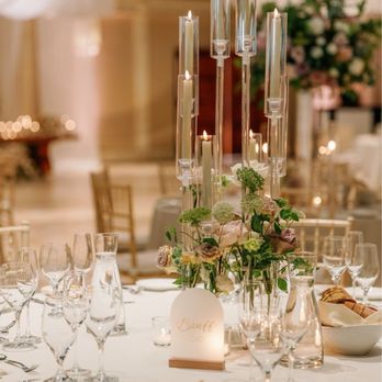 Dream Flowers - Candelabra centerpiece - Zha Zha Photography - Florists Near Me - San Leandro, California Dream Flowers - Candelabra centerpiece - Zha Zha Photography - Florists Near Me - San Leandro, California
