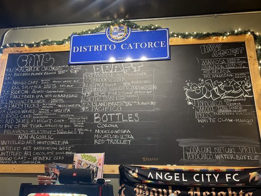 DISTRITO CATORCE by null