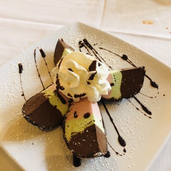 Mimi' & Coco' Bistro - Spumoni bomba - Cocktail Bars Near Me - Henderson, Nevada