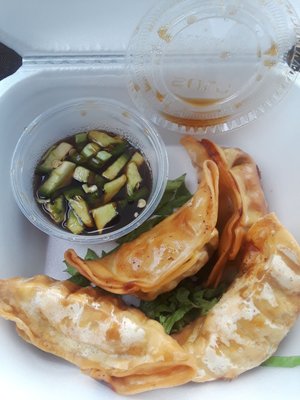 In D Kitchen by null