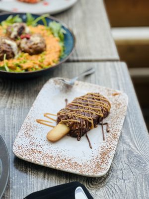 Caribou Gourmand - Restaurant de Terroir Québécois - Souper et Brunch et grande terrasse by null