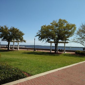 St. Marys Waterfront Park - Love those swings by the water - Parks Near Me - Saint Marys, Georgia St. Marys Waterfront Park - Love those swings by the water - Parks Near Me - Saint Marys, Georgia