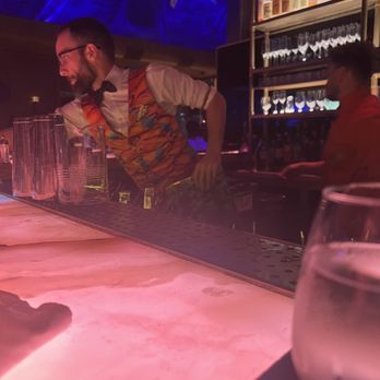 Sexy Fish Miami - Being ignored at the bar - Seafood Near Me - Miami, Florida