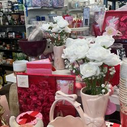 HomeGoods - Valentines Day section