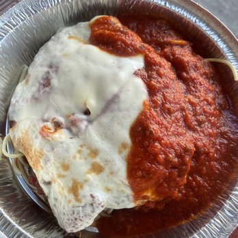 Randazzo's Clam Bar - Chicken Parmigiana with Pasta - Seafood Near Me - Brooklyn, New York Randazzo's Clam Bar - Chicken Parmigiana with Pasta - Seafood Near Me - Brooklyn, New York