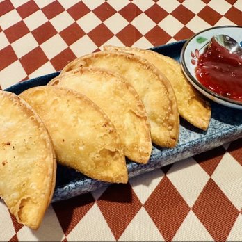 YOYO Panda - Crab Rangoons (5) - Chinese Near Me - Allison Park, Pennsylvania