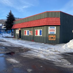 Howard's Que - Street view