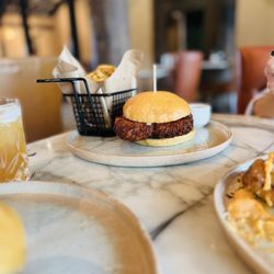 Tillie's - Chicken Sandwich