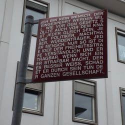 Platz der Grundrechte - Grundrecht