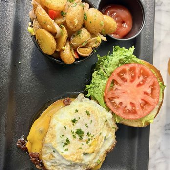 Flavor Rich Restaurant - Wagyu burger special - Breakfast & Brunch Near Me - Suwanee, Georgia Flavor Rich Restaurant - Wagyu burger special - Breakfast & Brunch Near Me - Suwanee, Georgia