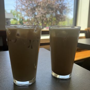 Picnic Cafe - Honey orange latte & carrot cake latte - Cafes Near Me - Salt Lake City, Utah