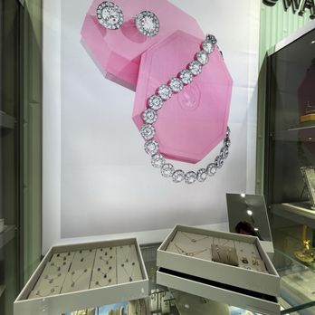 Swarovski - Jewelry Near Me - Auburn Hills, Michigan Swarovski - Jewelry Near Me - Auburn Hills, Michigan