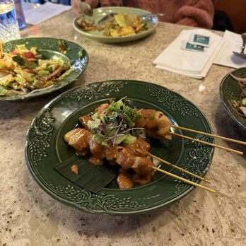 Ler Lers - Thai Near Me - Brooklyn, New York