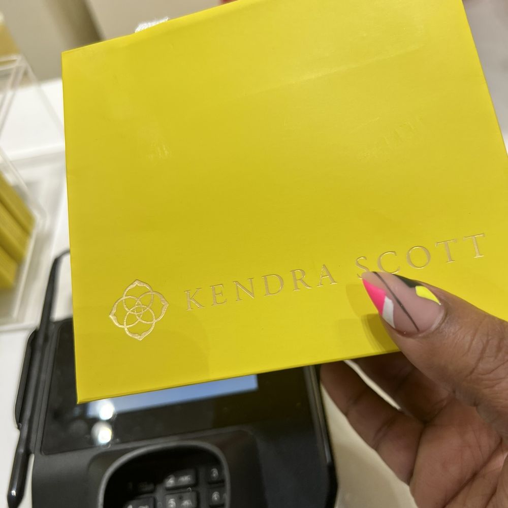 Kendra Scott - Accessories Near Me - Austin, Texas